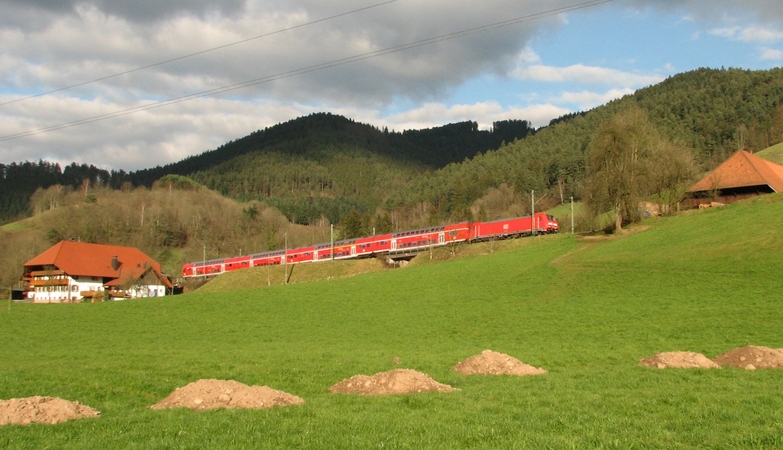 070308c22-4715-146235-gutach.jpg