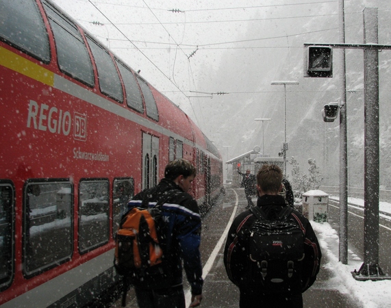 070321q12-4714-schneefall-triberg.jpg