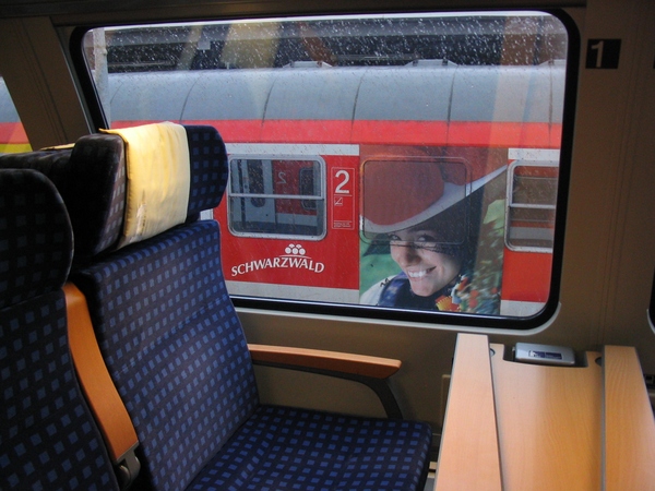 080304c2-schwarzwaldmaedel.jpg