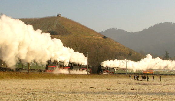 Dampfzug-Kreuzung bei Gengenbach (2)