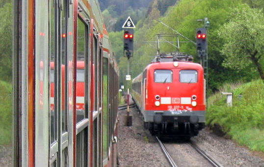 G&auml;ubahn: Warten auf den Gegenzug