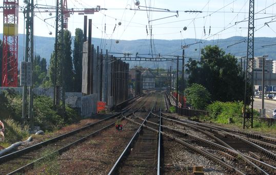 Engstelle Rheinbr&uuml;cke Basel - aber es wird gebaut!